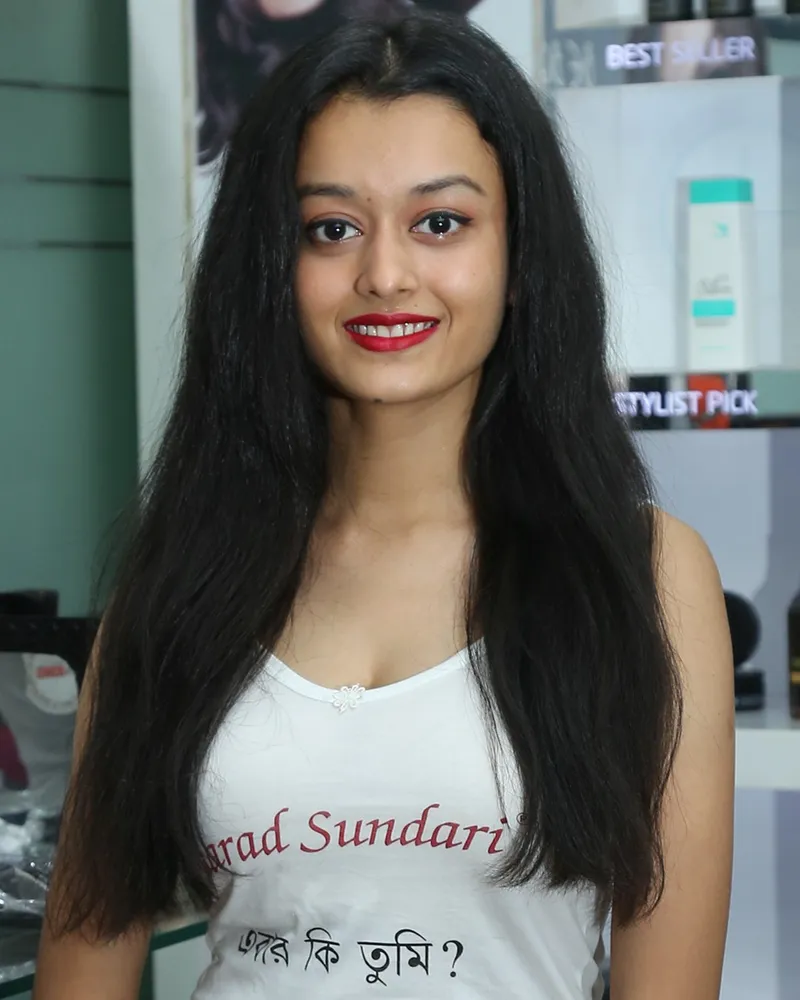 A moment from a Sharad Sundari 2021 grooming session